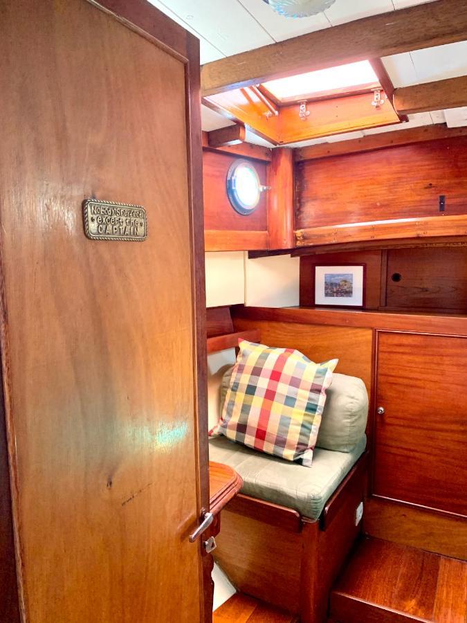 Port Yacht Vintage Botel *