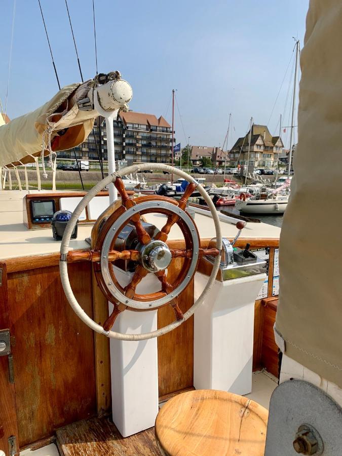 Port Yacht Vintage Deauville